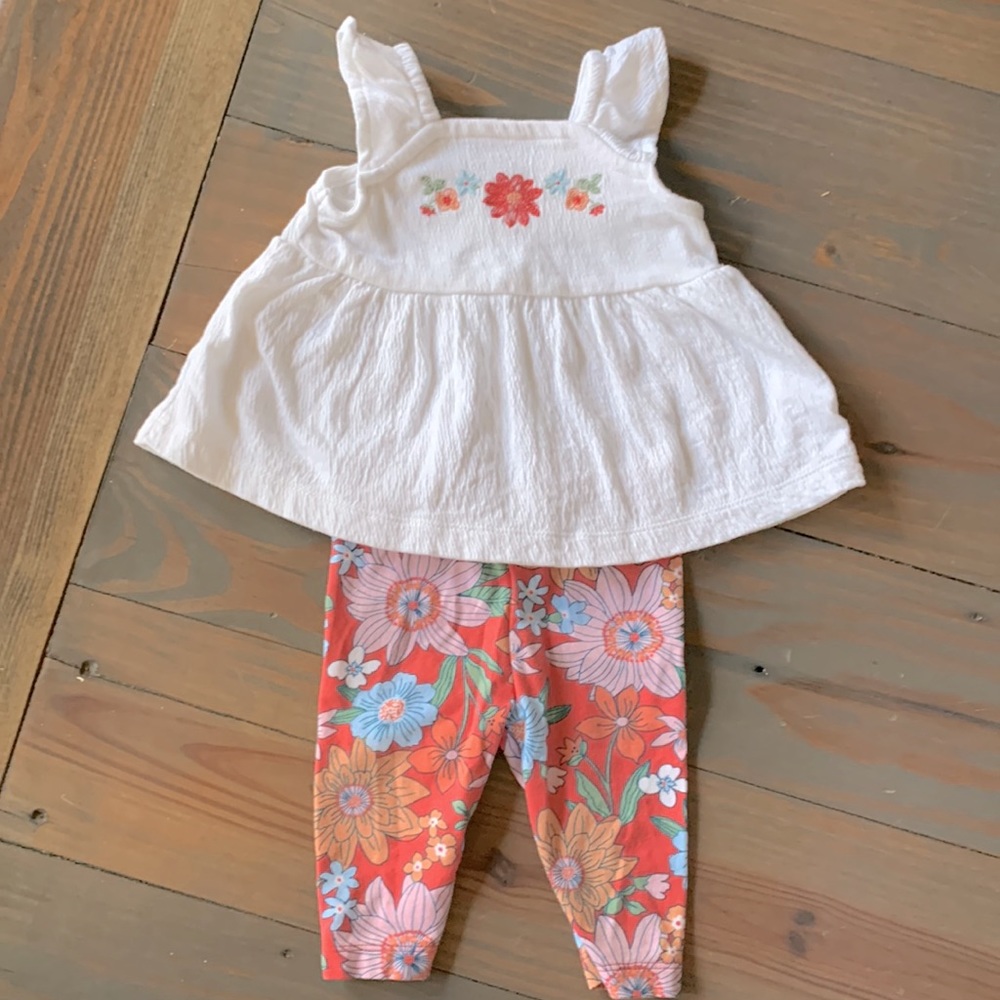 **5 for $30** — Carters flutter shirt and leggings